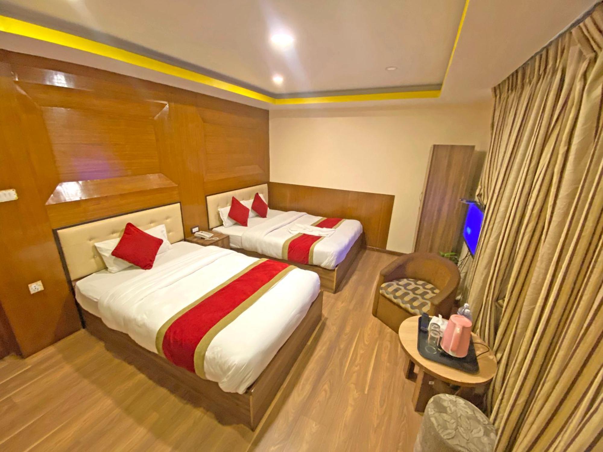 Hotel Airport Holiday Kathmandu Exterior photo