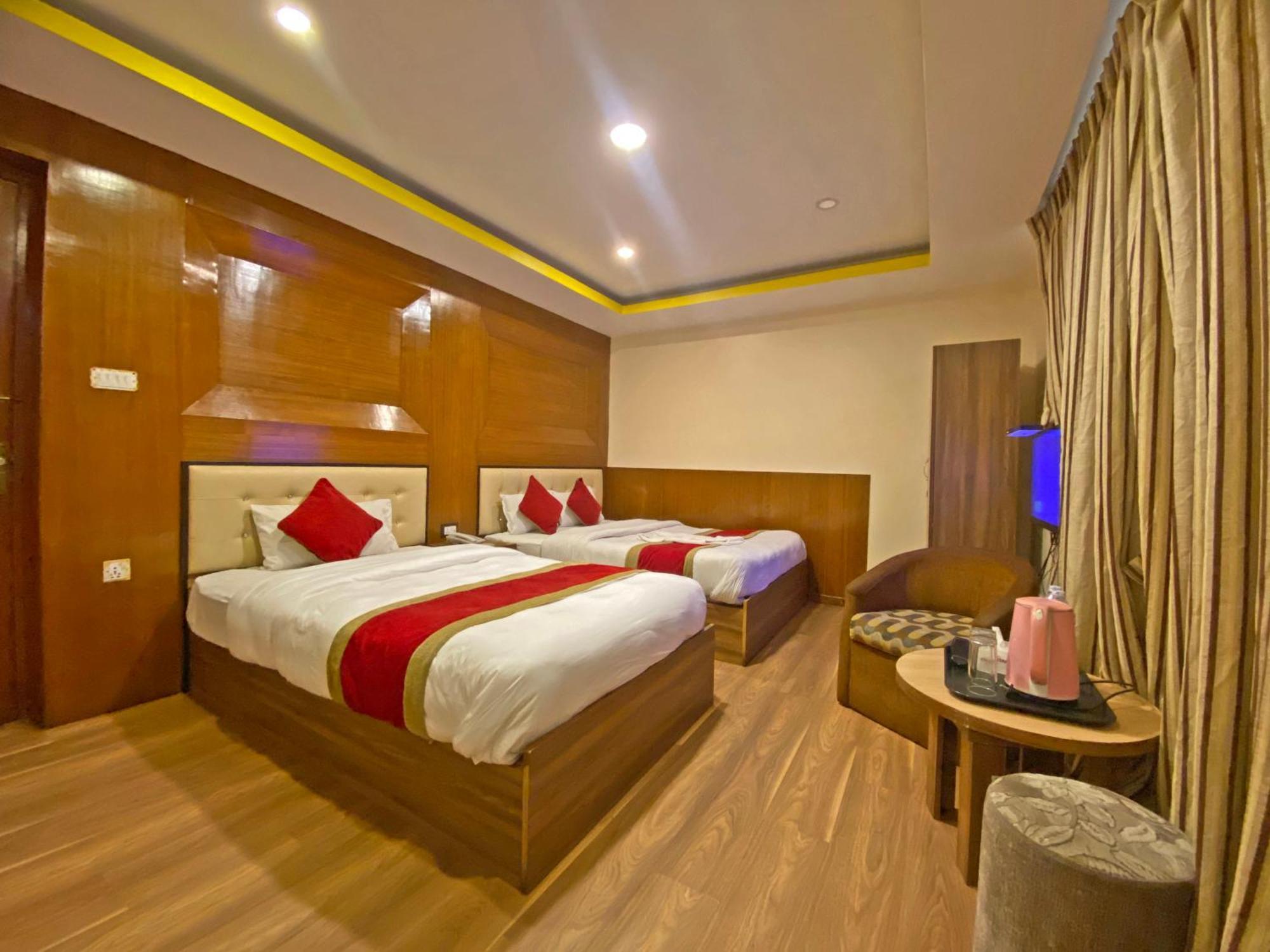 Hotel Airport Holiday Kathmandu Exterior photo