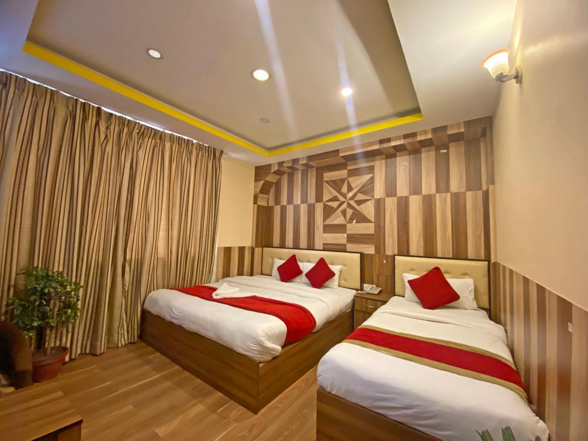 Hotel Airport Holiday Kathmandu Exterior photo