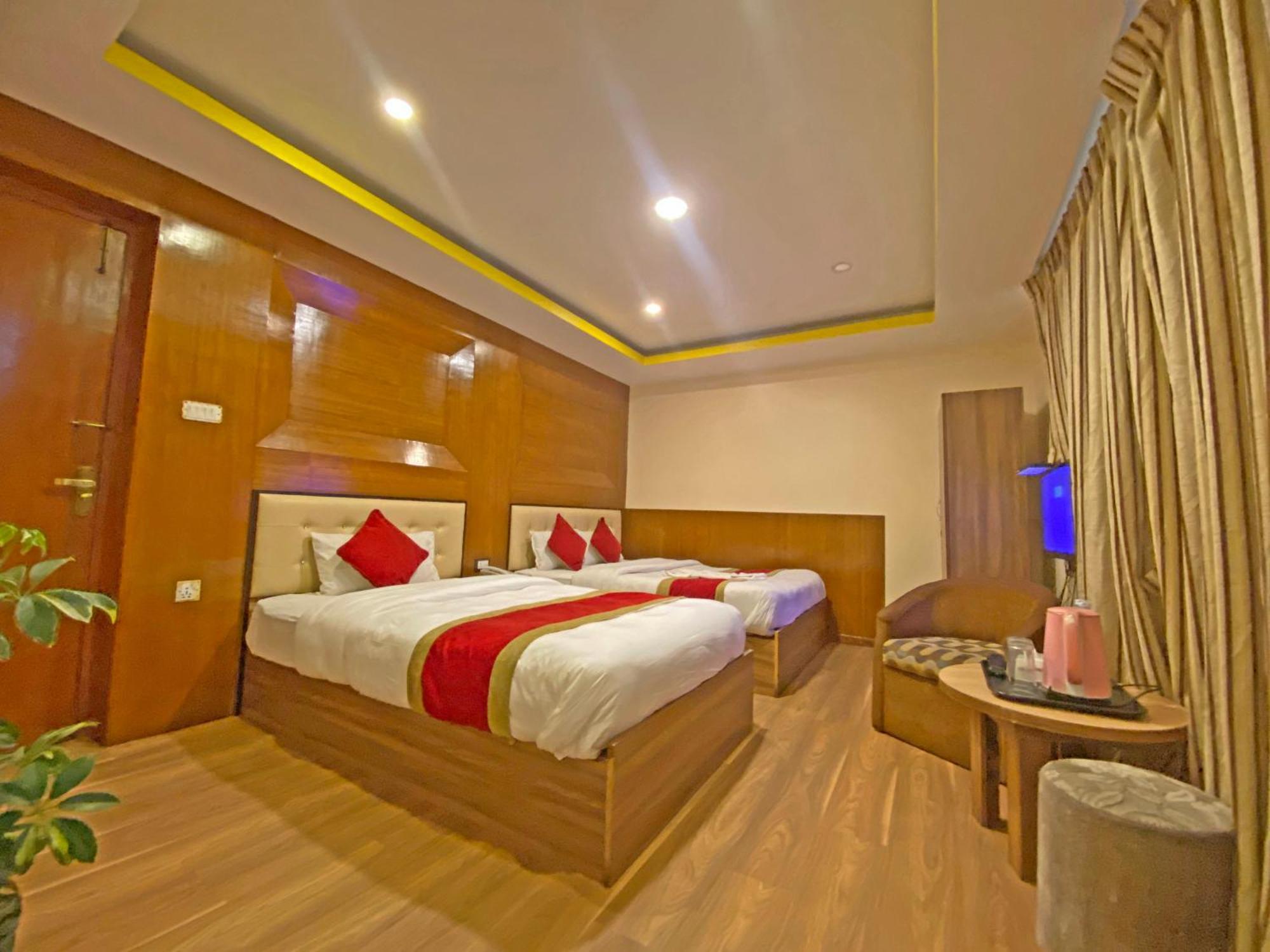 Hotel Airport Holiday Kathmandu Exterior photo