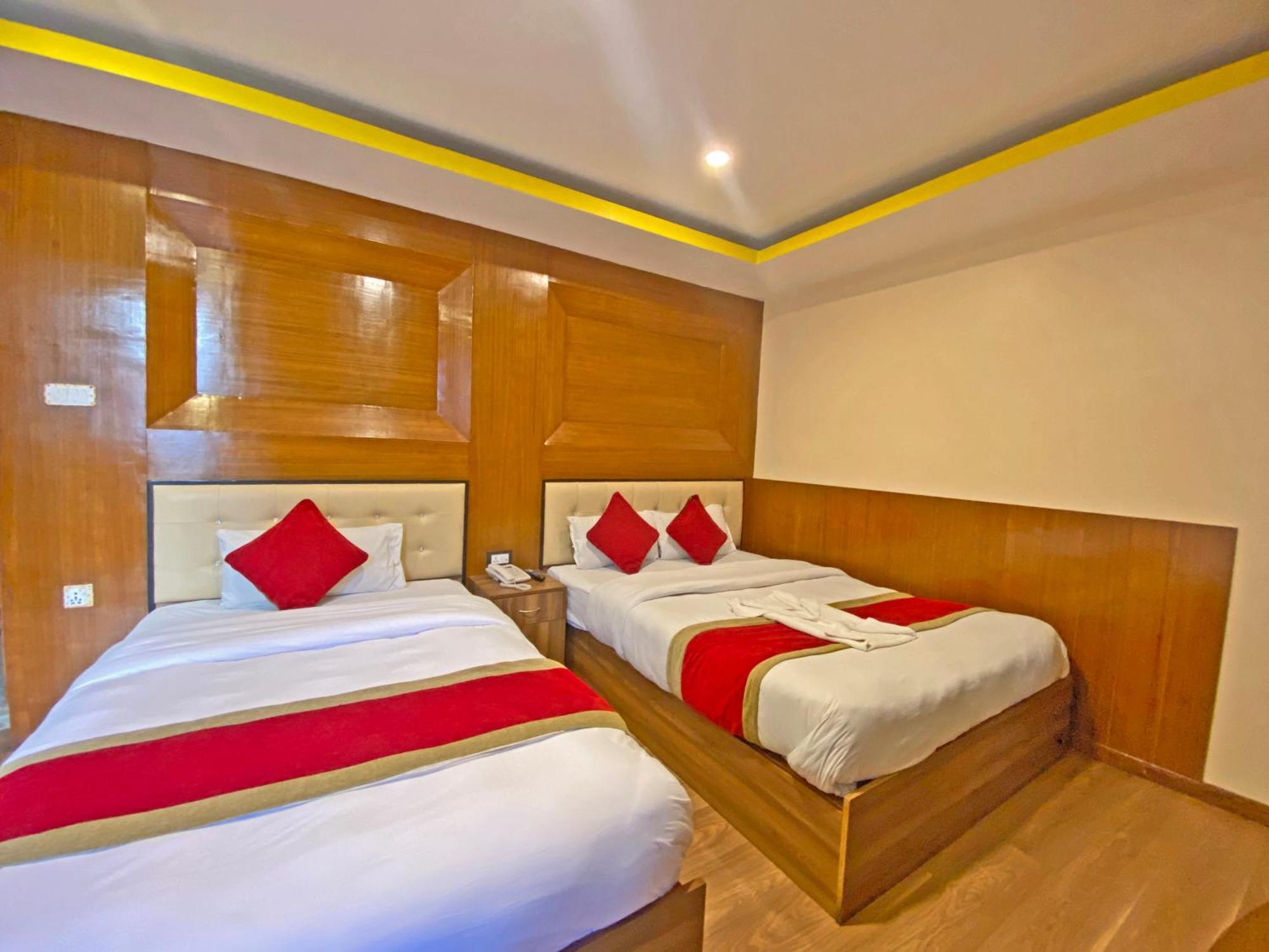 Hotel Airport Holiday Kathmandu Exterior photo